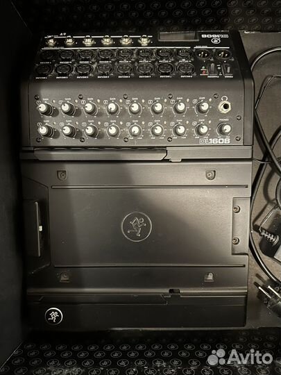 Микшерный пульт