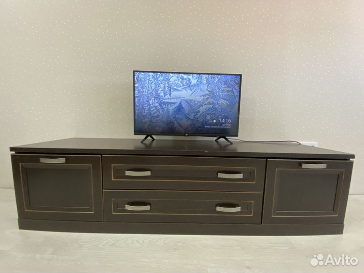 Тумба под тв