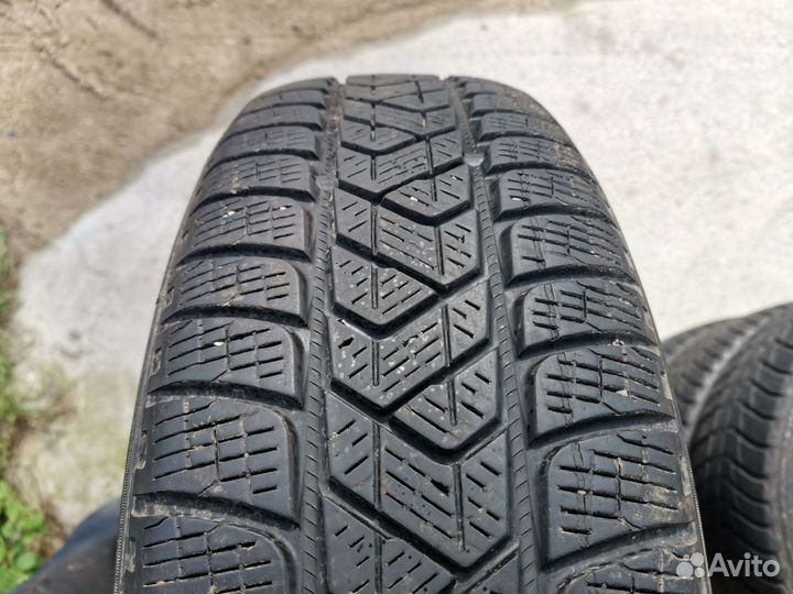 Pirelli Scorpion 215/65 R17