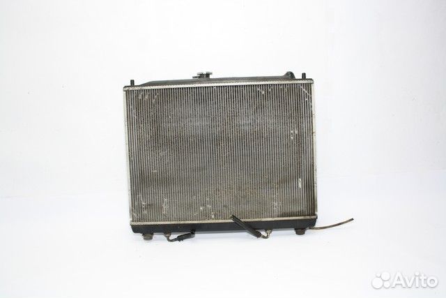 Радиатор охлаждения двигателя MN135949 Mitsubishi