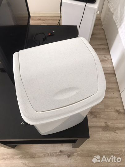 Мусорное ведро