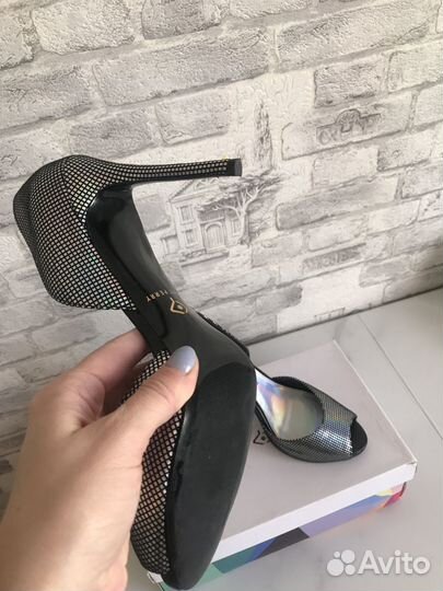 Туфли женские 39 размер