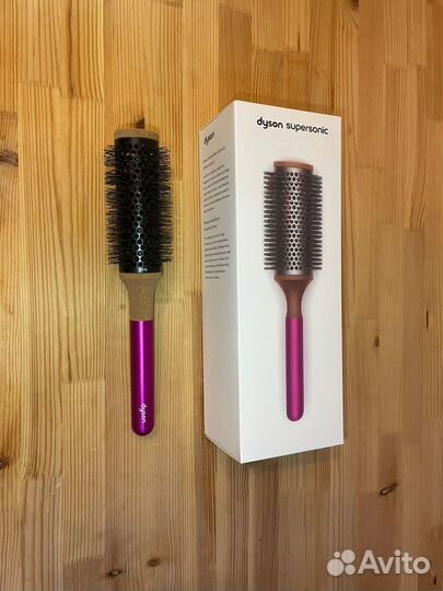 Расческа щетка брашинг Dyson 35 мм Фуксия