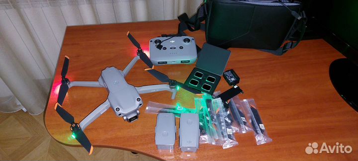 Квадрокоптер dji AIR 2s more combo