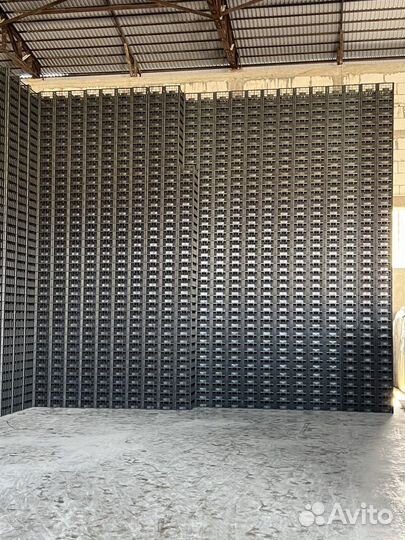 Пластиковые ящики