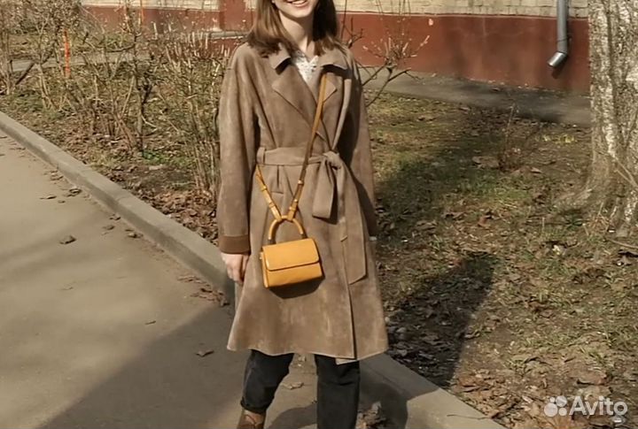 Замшевый плащ