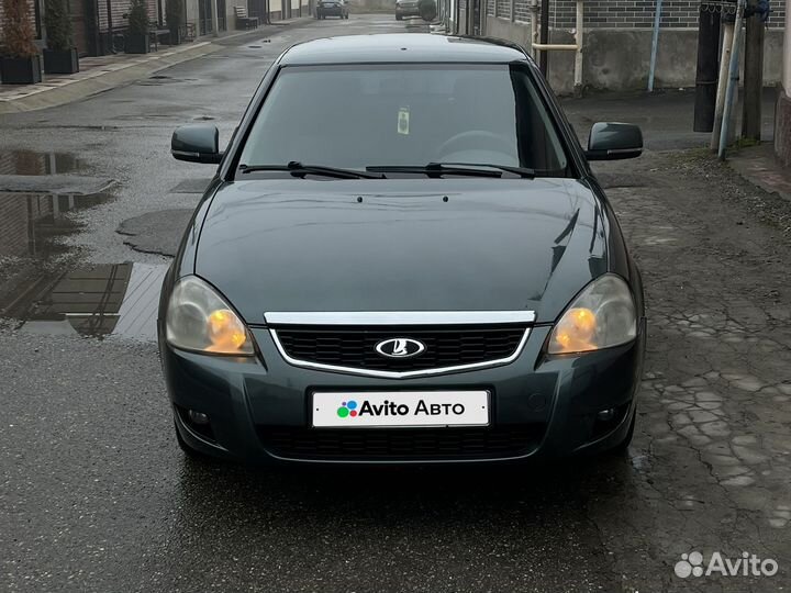 LADA Priora 1.6 МТ, 2011, 180 000 км