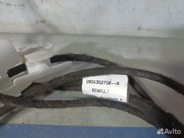 Провод антенны Renault Sandero 2 1.6 K7M812