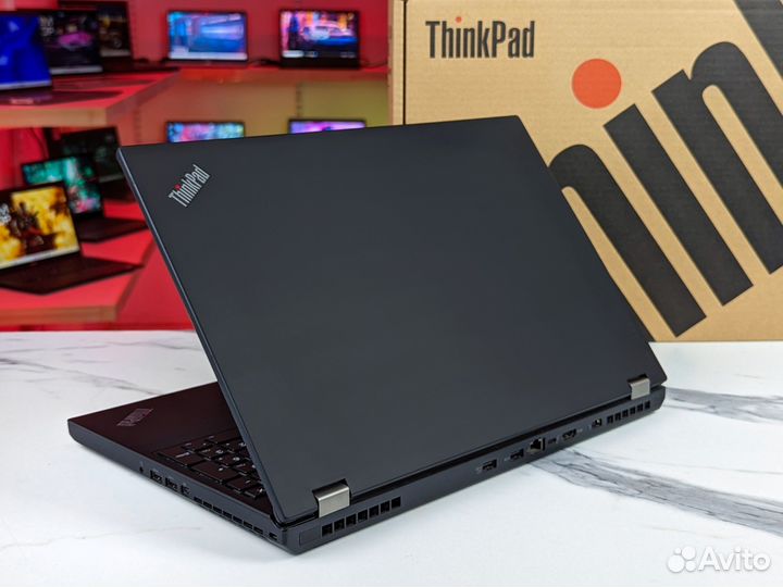 Lenovo P51 i7-7700HQ 16GB SSD 512GB FHD IPS nvidia