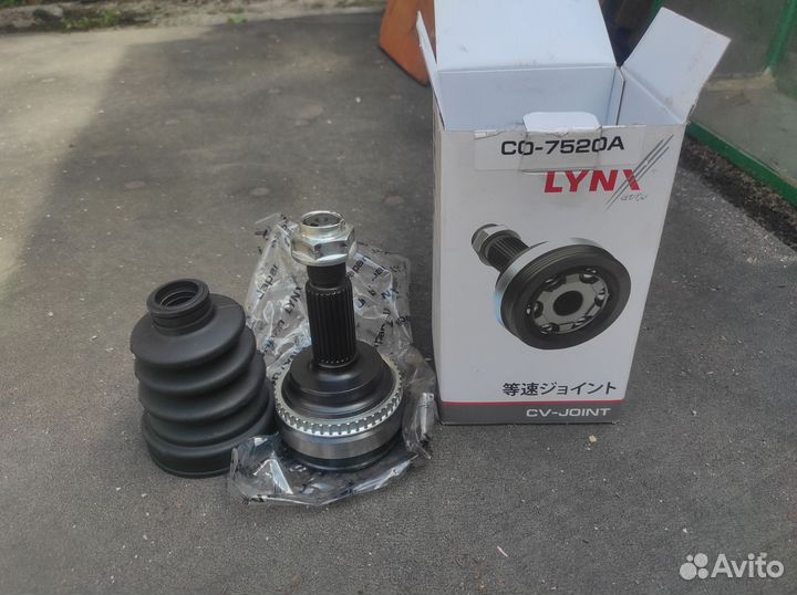 Шрус наружный для Toyota Corolla Verso и Prius