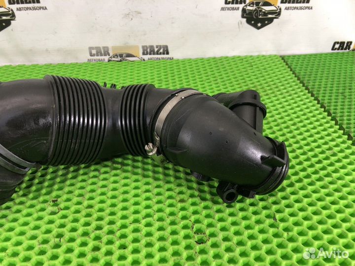 Патрубок воздушного фильтра 2.0 CRL TDI турбо дизе