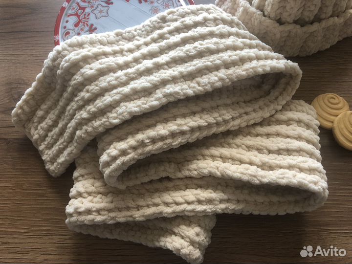 Вязаный комплект (шапка+шарф), ручная работа