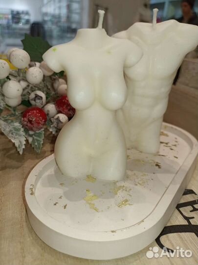 Торсы из гипса и свечи