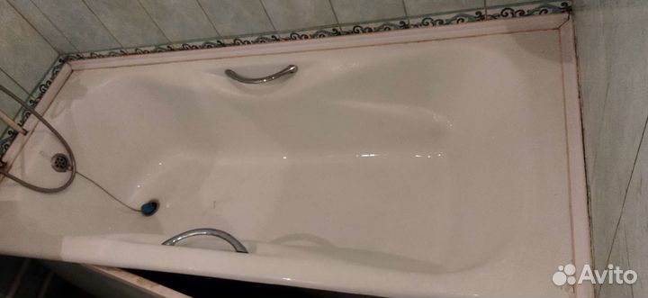 Ванна чугунная