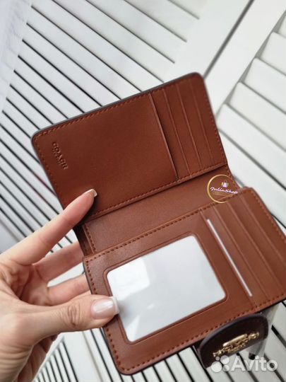 Кошелёк Coach