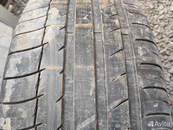 Michelin Latitude Sport 235/55 R19