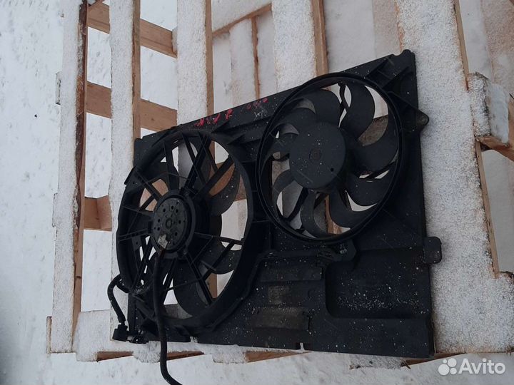 Вентилятор радиатора Фольксваген Т5 T5