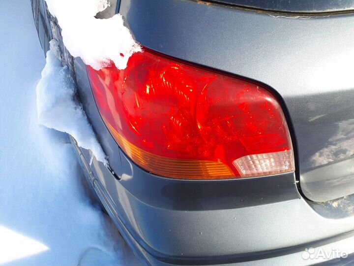 Запчасти на Митсубиси Оутландер 2002г