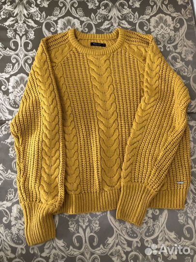 Свитер женский