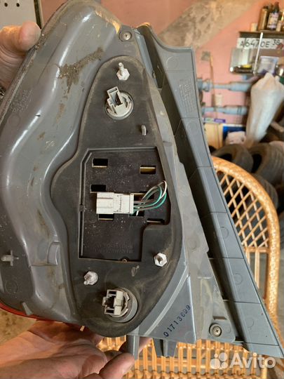 Стоп сигнал правый Honda Fit