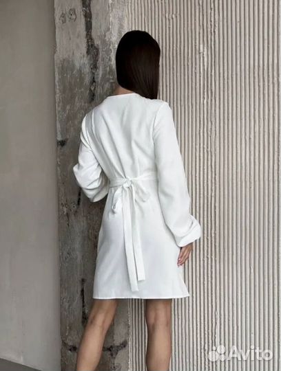 Платье праздничное на запах