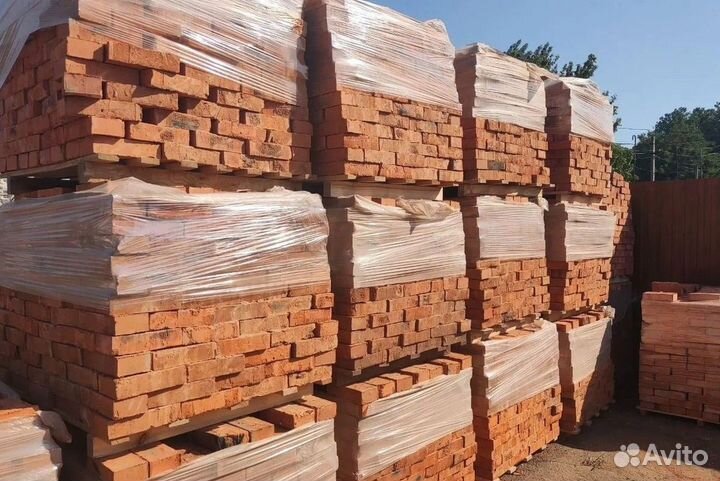 Кирпич красный