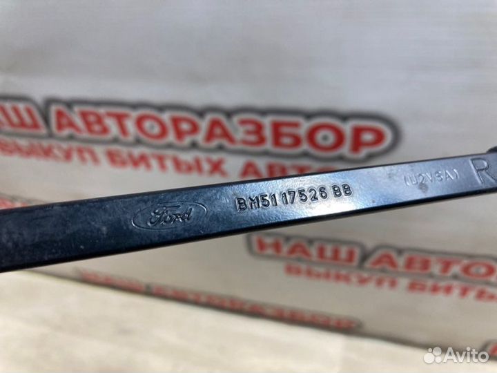 Дворник лобового стекла правый Ford Focus 3