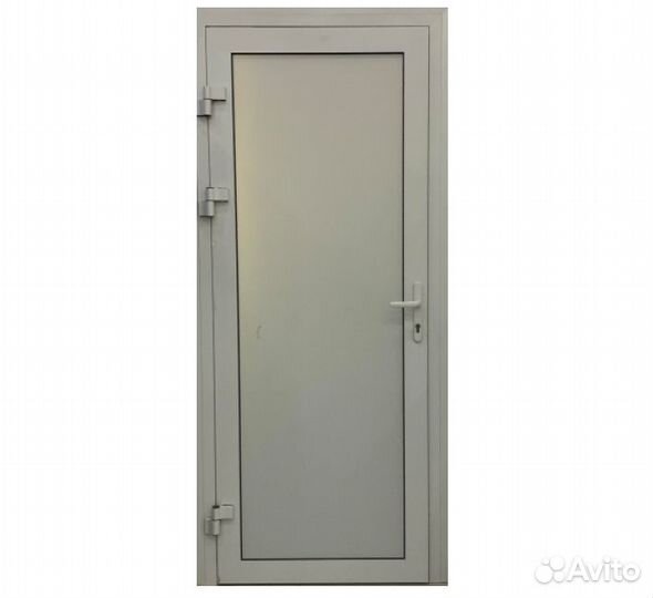 Дверь алюминиевая