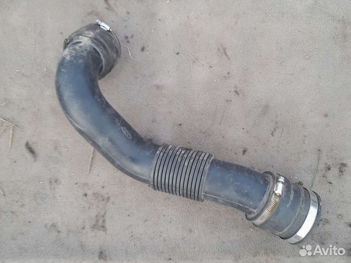 Патрубок воздушного фильтра Черри Тигго Т11 2л