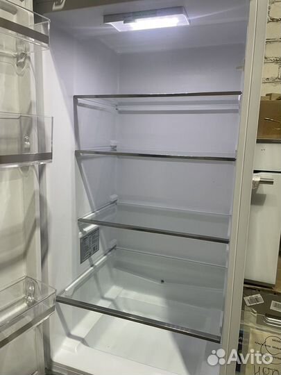 Встраиваемый Холодильник Midea