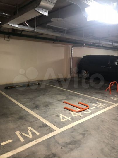 Машиноместо, 14 м²