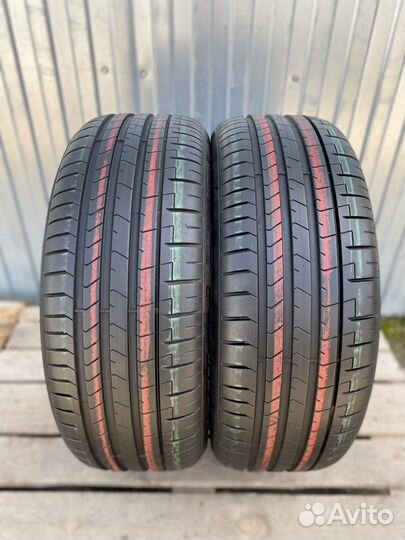 Pirelli P Zero PZ4 245/45 R20 103W