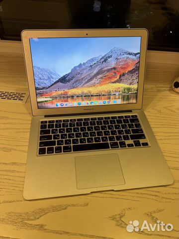 Apple macbook air 13” 2011