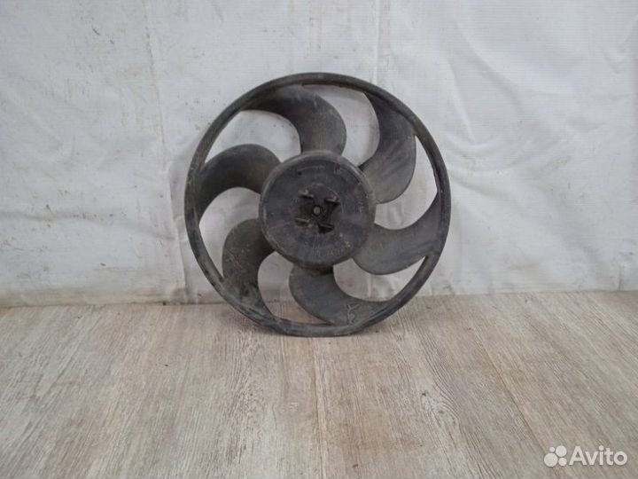 Крыльчатка вентилятора Ford Focus 1 2000