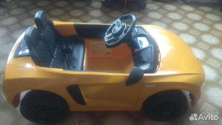 Детский электромобиль