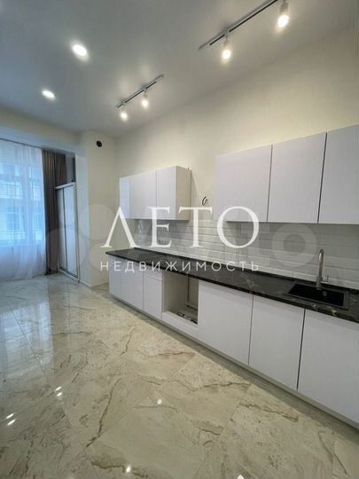 2-к. квартира, 76 м², 2/3 эт.