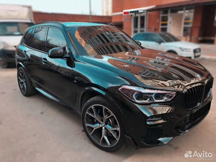 Крышки зеркал X5M F95 на X5 G05 карбон