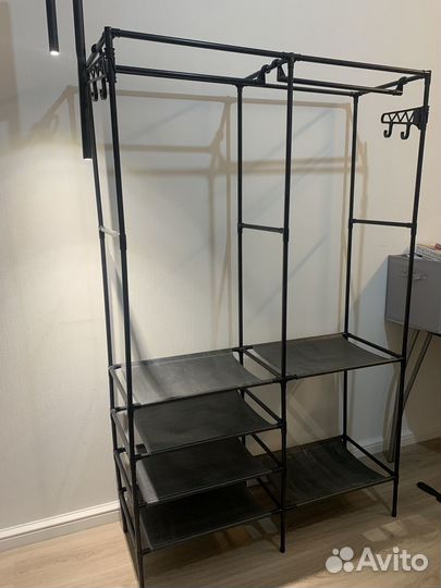 Сборная временная вешалка