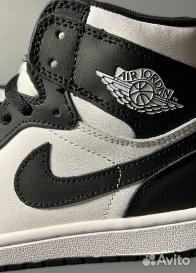 Кроссовки Nike Air Jordan 1 Black & White Люкс