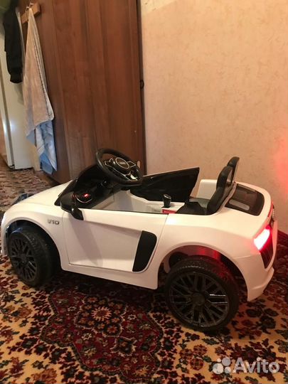 Детский электромобиль