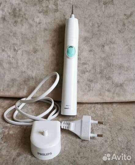 Электрическая зубная щетка philips sonicare