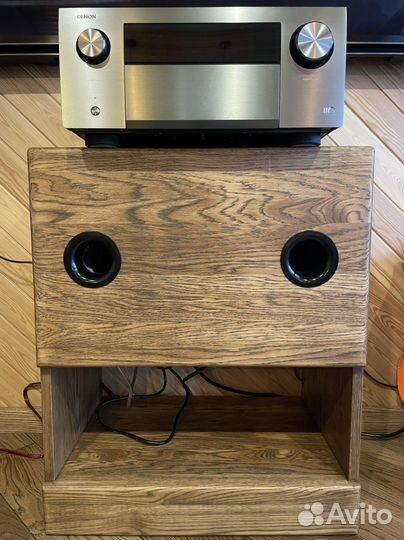 Тумба с сабвуфером