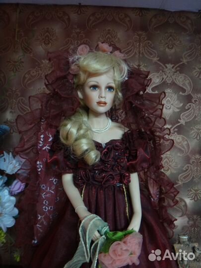 Коллекционная кукла