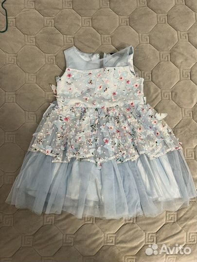 Платье для девочки праздничное