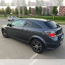 Opel Astra GTC 1.6 MT, 2010, 193 000 км, с пробегом, цена 630 000 руб.