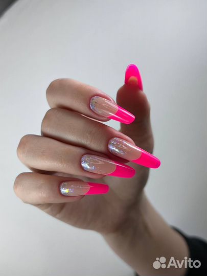 Мастер маникюра и педикюра