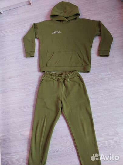 Спортивный костюм женский теплый