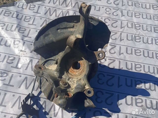 Поворотный кулак правый BMW X5 E53 3.0 D