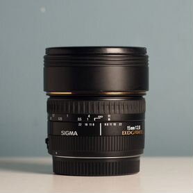 Sigma AF 15mm f/2.8 EX DG Fisheye Canon