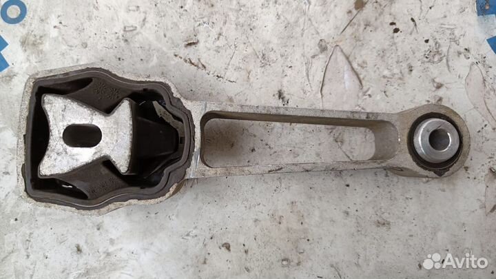 Range Rover Vogue 02-12 Подушка двигателя верхняя